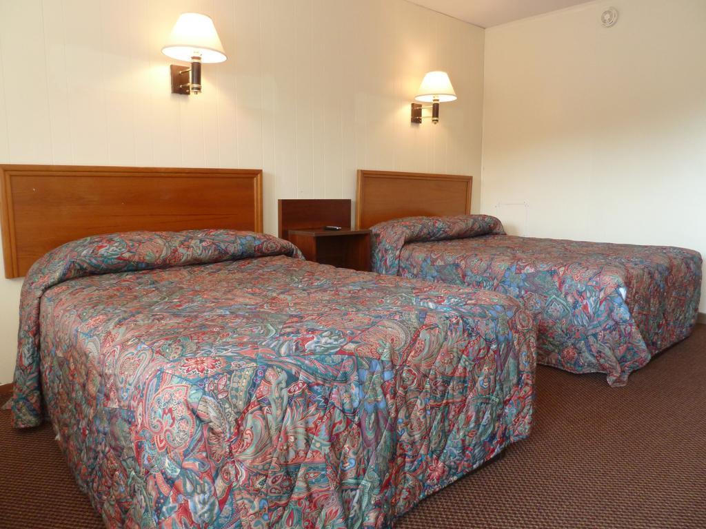 Motel Acorn -
